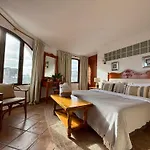 Casa Ignatz 5 Bed Luxury With Private Pool فيلة *