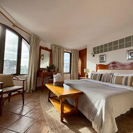 Casa Ignatz 5 Bed Luxury With Private Pool Villa *