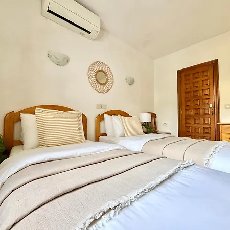 Casa Ignatz 5 Bed Luxury With Private Pool Villa *